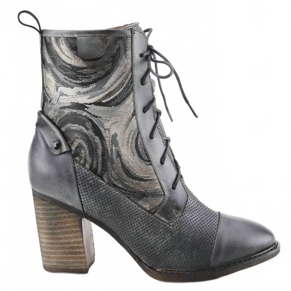 NEW L'ARTISTE women's fancigirl bootie